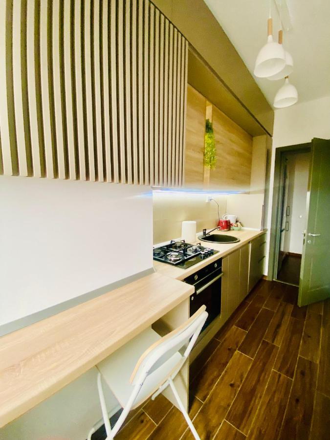 Lazar Loft Apartment ยาช ภายนอก รูปภาพ