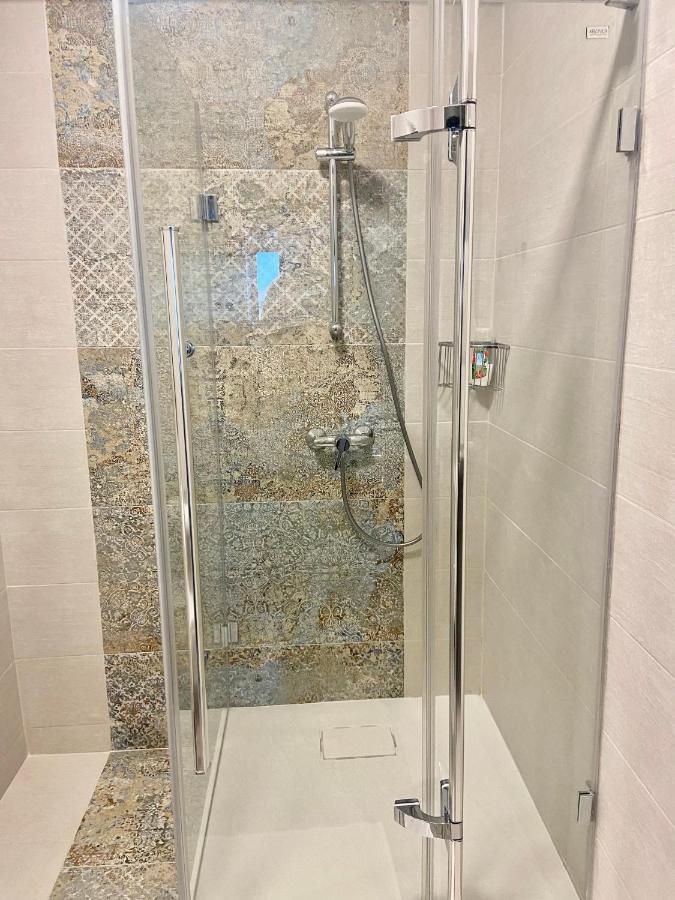 Lazar Loft Apartment ยาช ภายนอก รูปภาพ