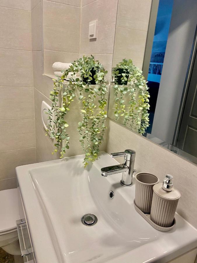Lazar Loft Apartment ยาช ภายนอก รูปภาพ