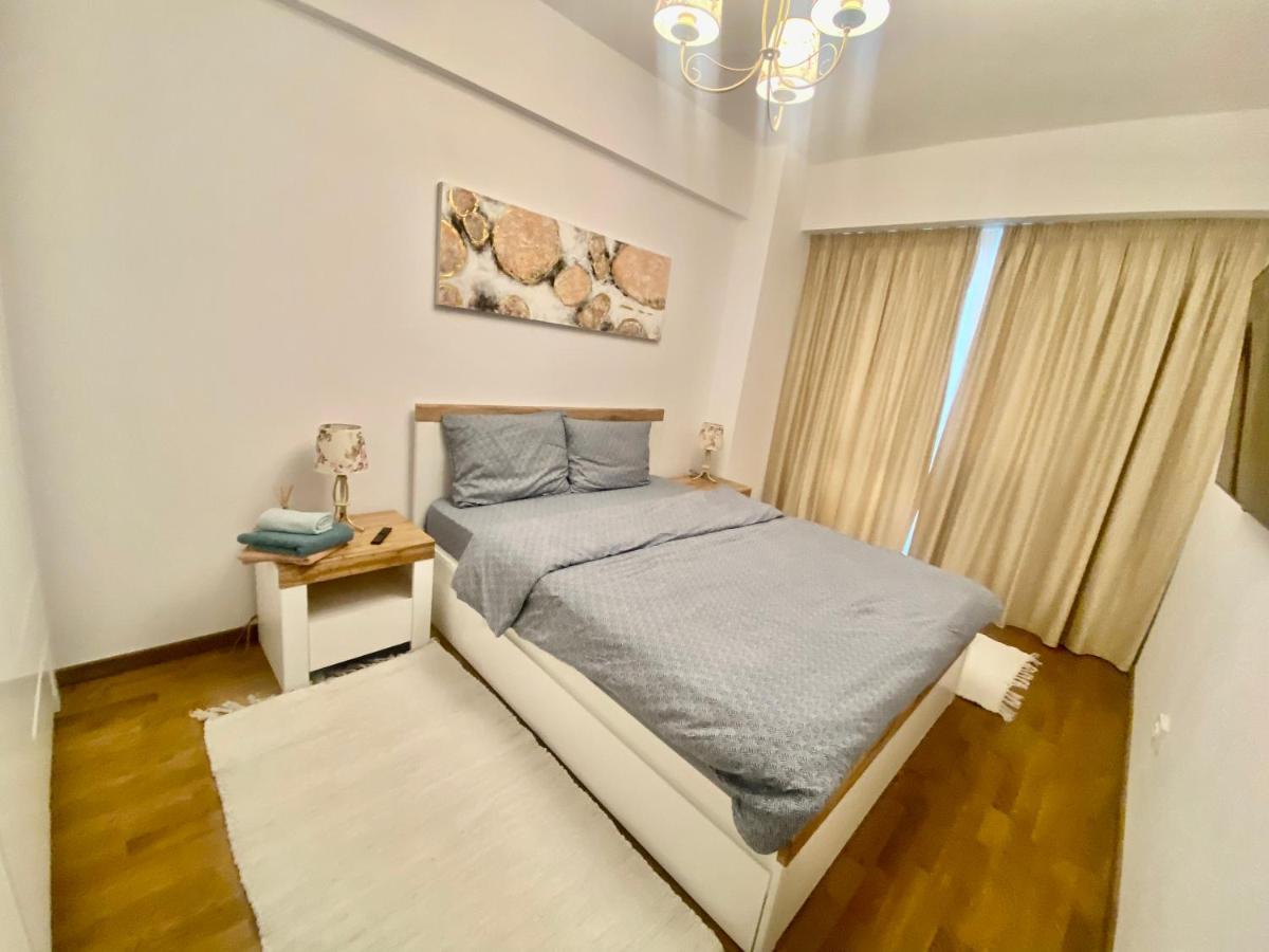 Lazar Loft Apartment ยาช ภายนอก รูปภาพ