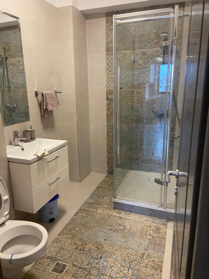 Lazar Loft Apartment ยาช ภายนอก รูปภาพ