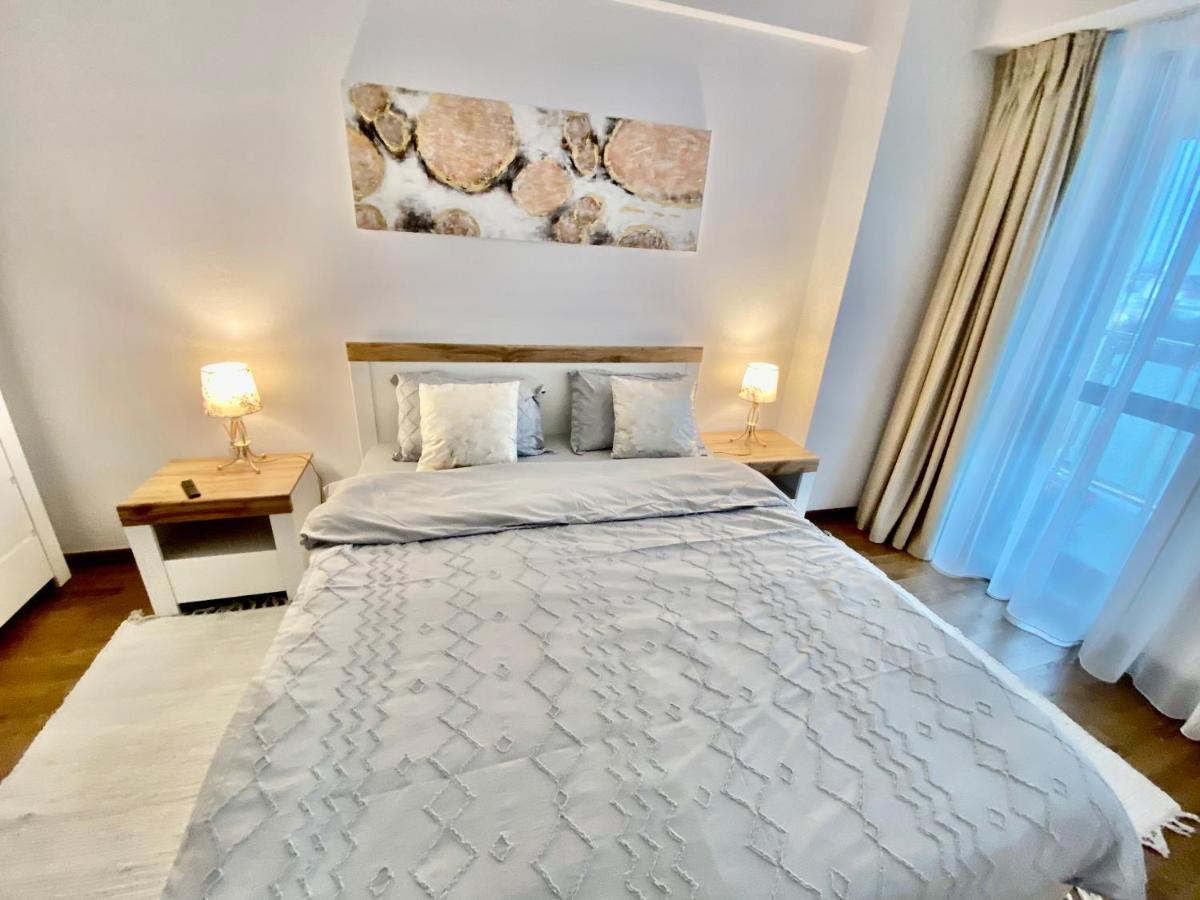 Lazar Loft Apartment ยาช ภายนอก รูปภาพ